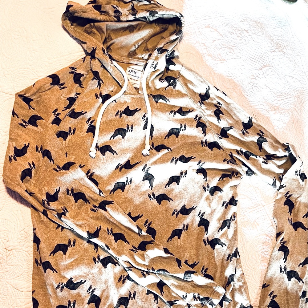 Long-sleeve t-shirt with BOSTON TERRIERS!!